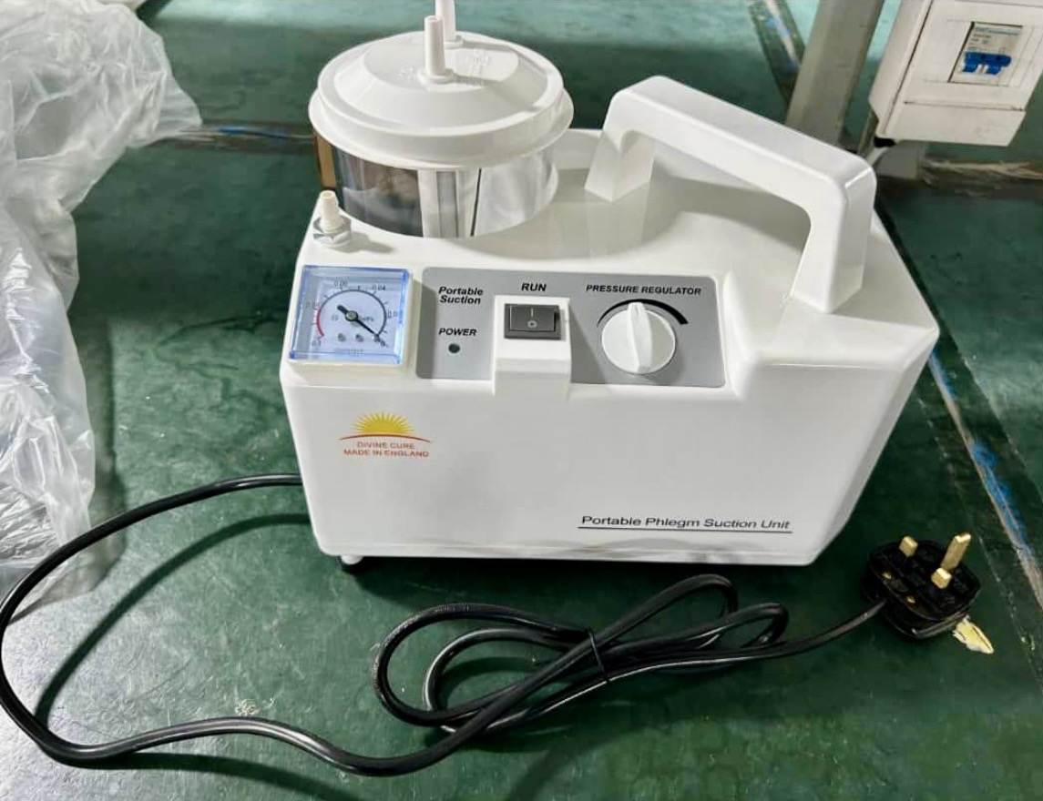 Portable Phlegm Suction Unit 1
