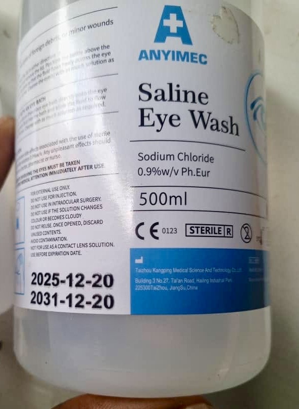 Saline Eye Wash 1