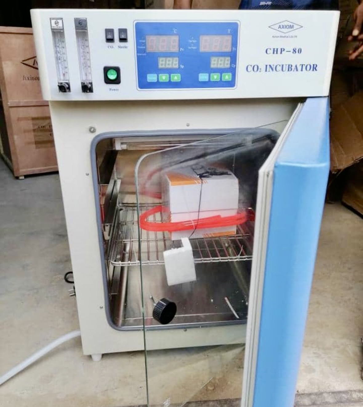 Axiom CHP-80 CO₂ Incubator 1