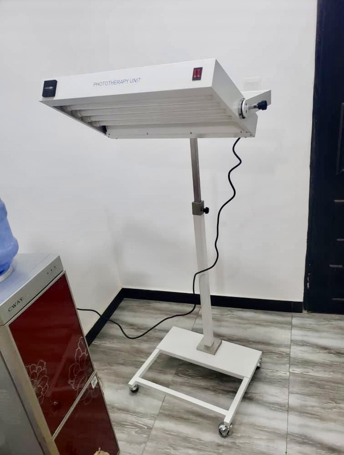 Infant Phototherapy Unit 1