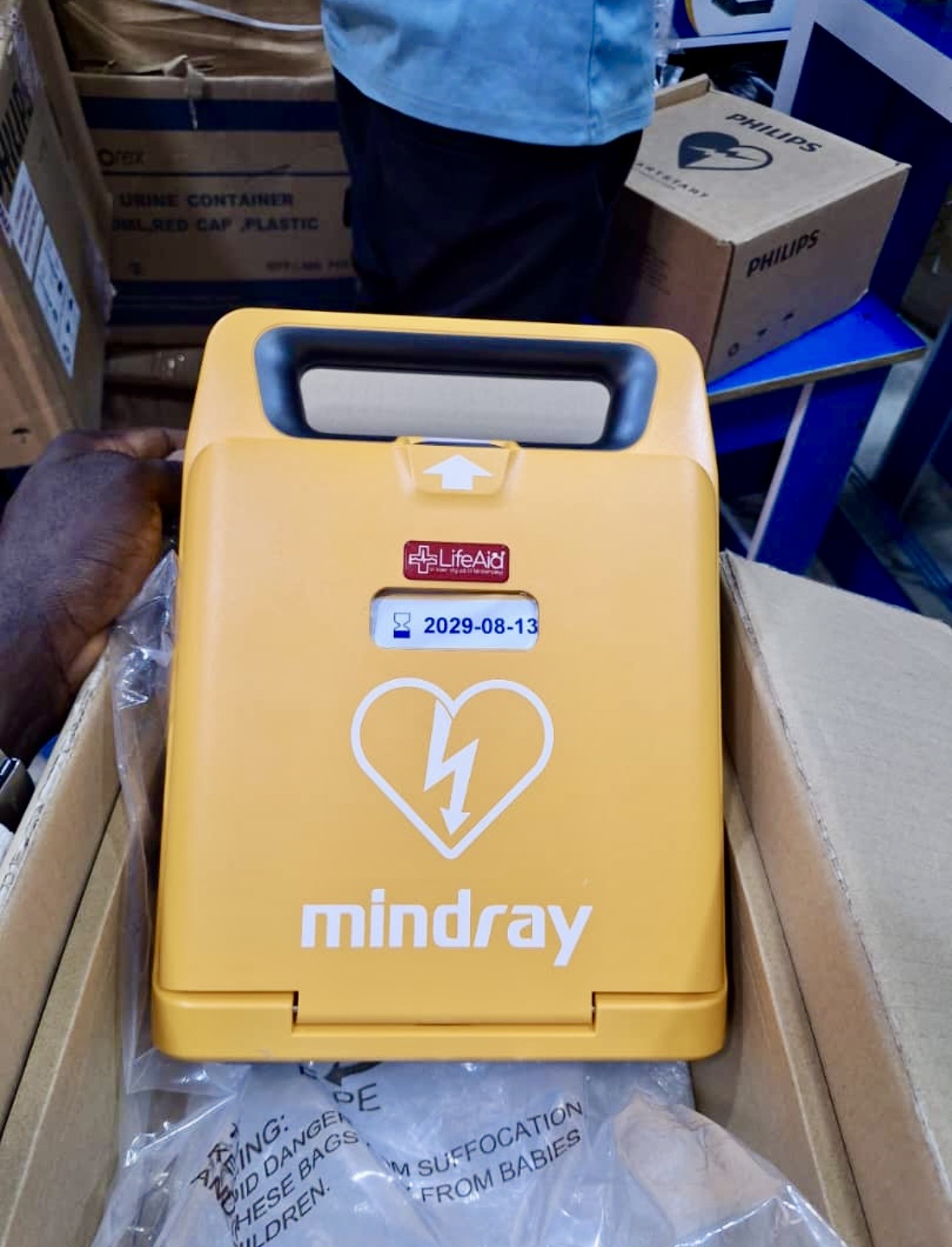 Mindray BeneHeart C1A Automated External Defibrillator (AED) 1